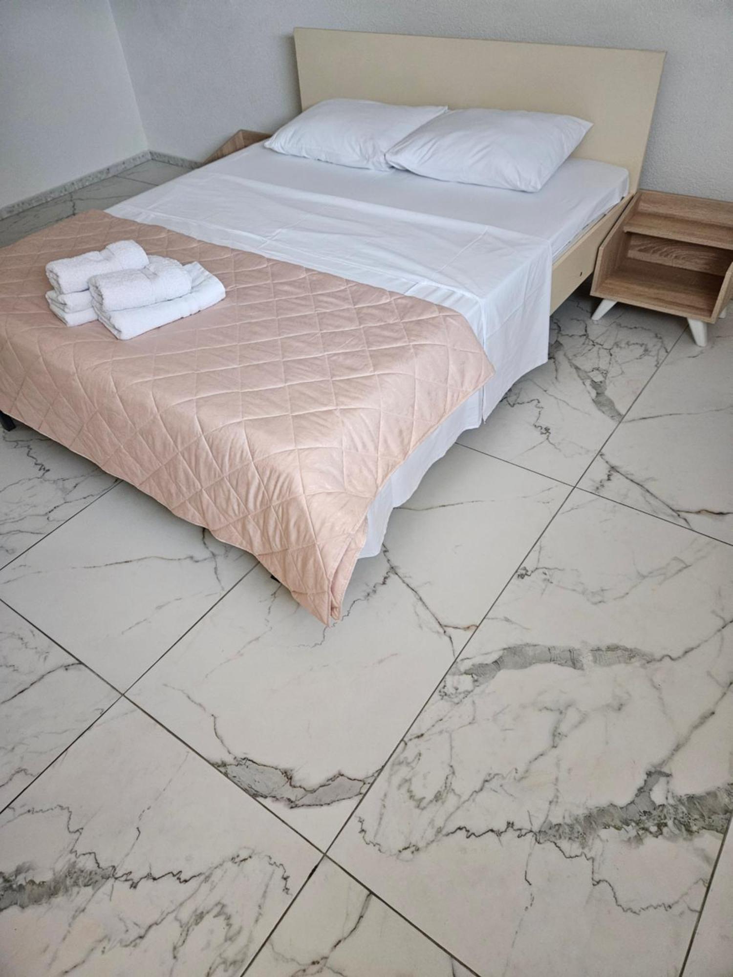 Unique Apartmens City Center Bitola Exterior foto
